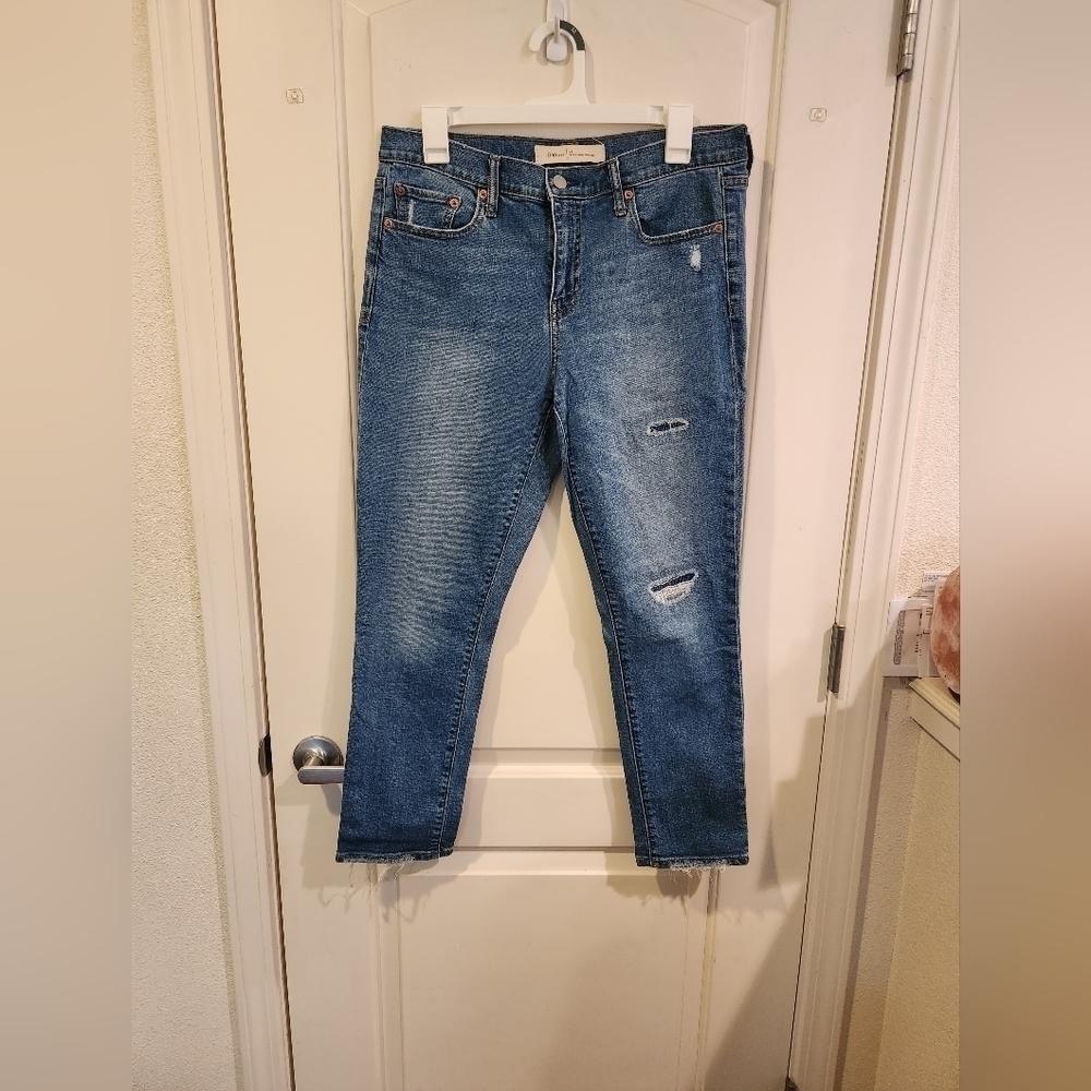 GAP Best Girlfriend Sz 29 Crop